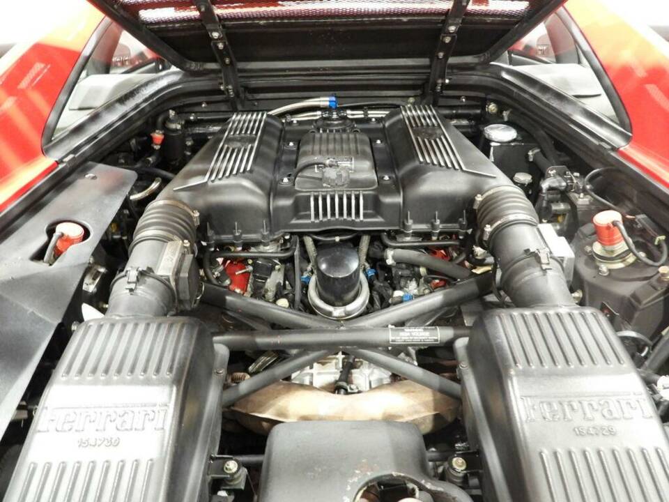 Bild 10/15 von Ferrari F 355 Berlinetta (1996)