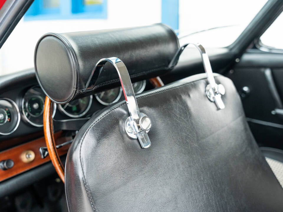 Bild 36/64 von Porsche 911 2.0 (1965)