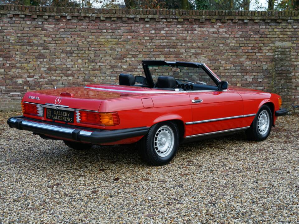 Bild 26/50 von Mercedes-Benz 500 SL (1983)