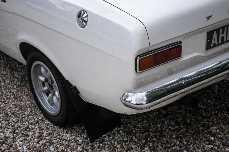 Image 37/40 of Ford Escort Twin Cam (1968)