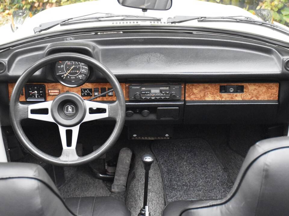 Bild 28/49 von Volkswagen Super Beetle (1979)