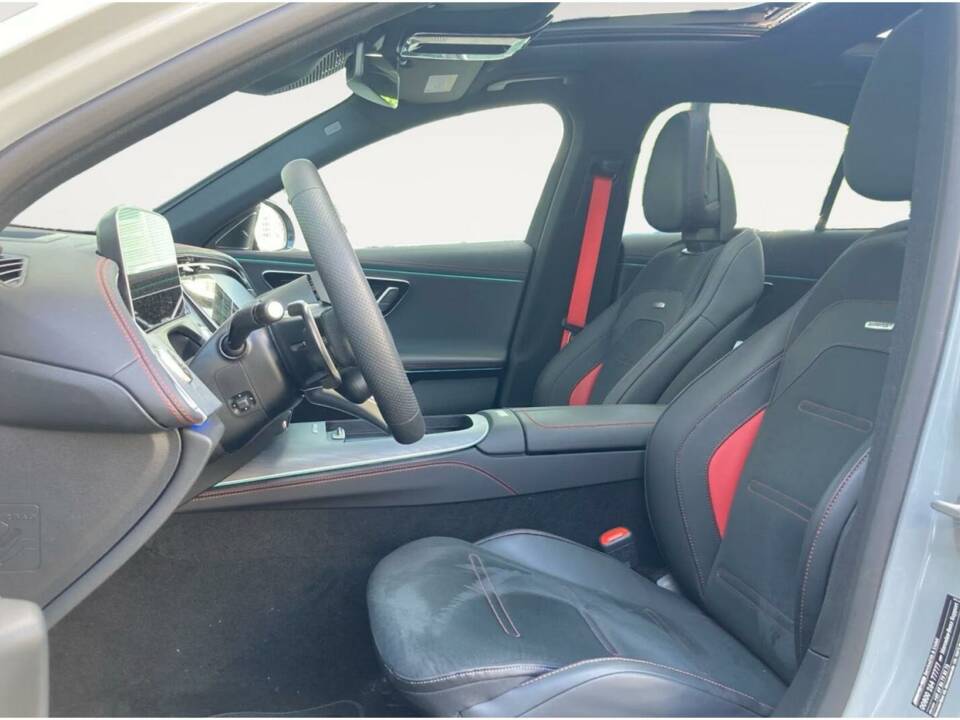 Image 7/11 of Mercedes-Benz E 53 AMG Hybrid 4MATIC (2025)