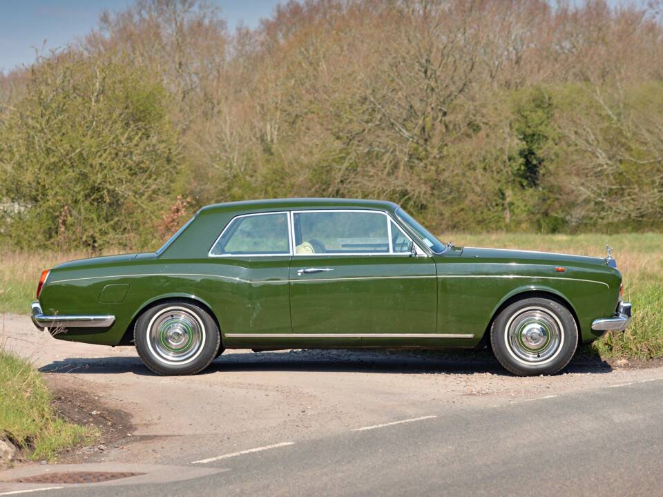 Image 2/10 de Rolls-Royce Silver Shadow I (1970)