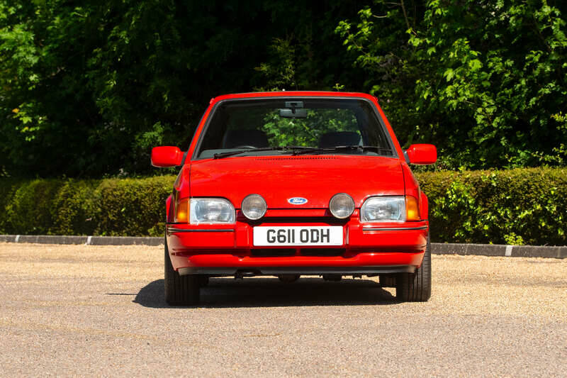 Image 14/50 of Ford Escort IV XR3i (1989)