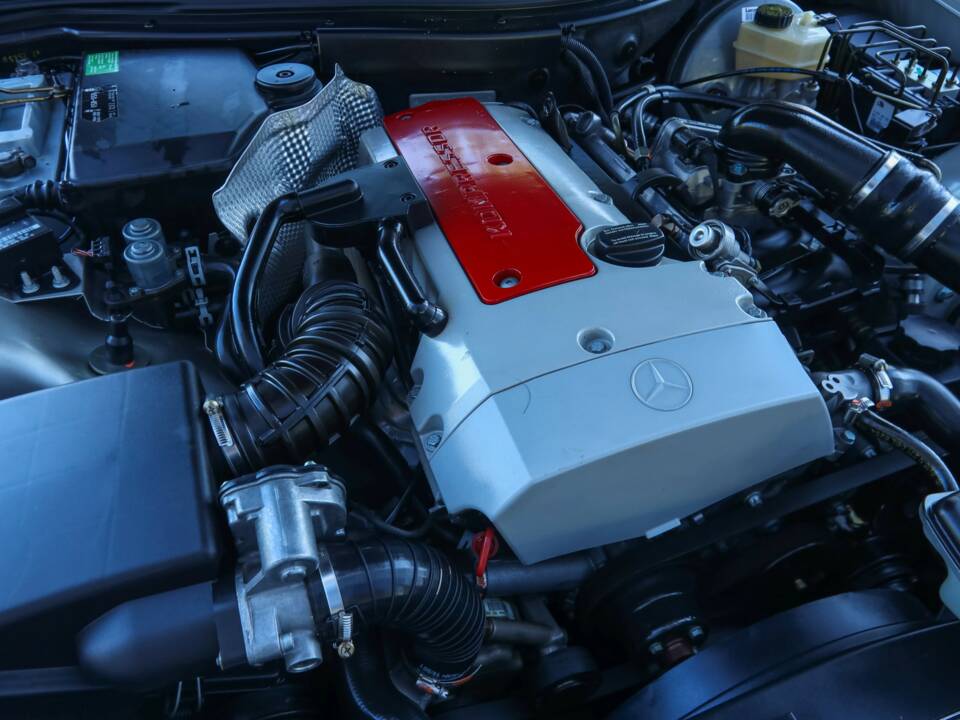 Bild 4/50 von Mercedes-Benz SLK 230 Kompressor (1998)