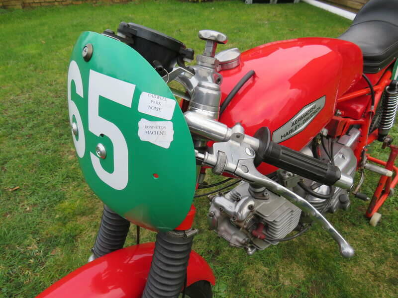 Image 20/42 of Aermacchi Harley-Davidson DUMMY (1962)