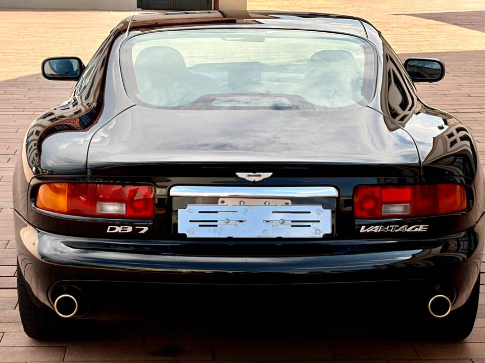 Bild 4/17 von Aston Martin DB 7 Vantage (2003)