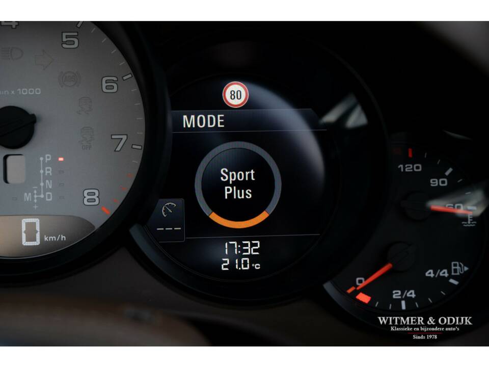 Image 22/36 of Porsche 911 Carrera 4S (2015)