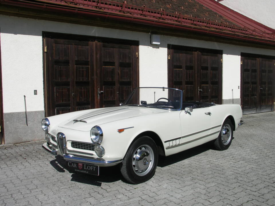 Image 40/40 of Alfa Romeo 2000 Spider (1959)