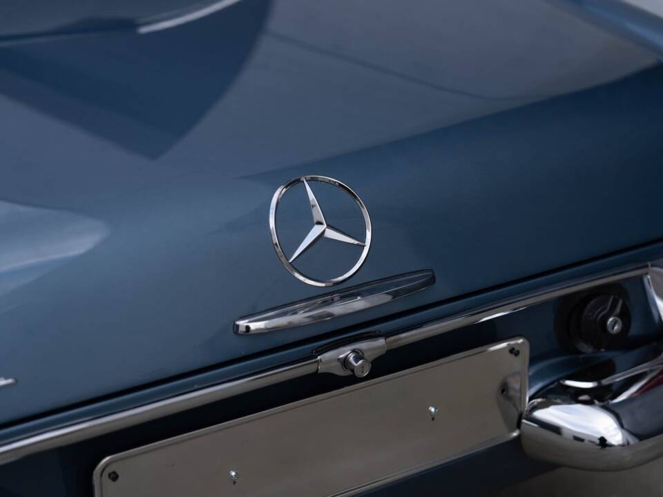 Immagine 17/93 di Mercedes-Benz 230 SL (1965)