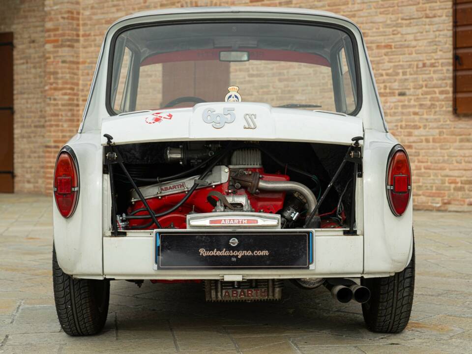 Image 8/50 of Abarth 695 SS (1966)
