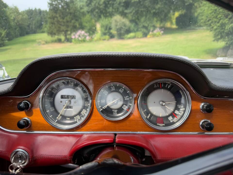 Image 16/16 of BMW 3200 CS (1965)