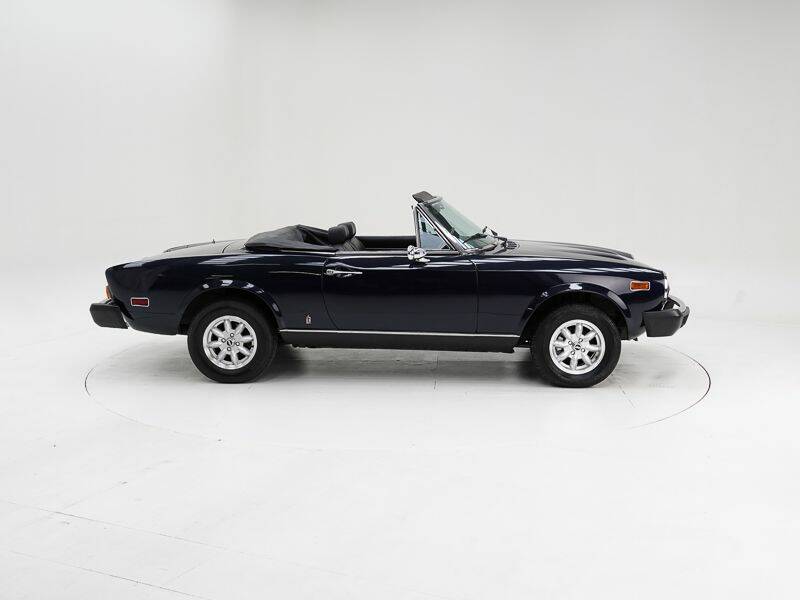 Bild 6/15 von FIAT 124 Spider CS1 (1977)
