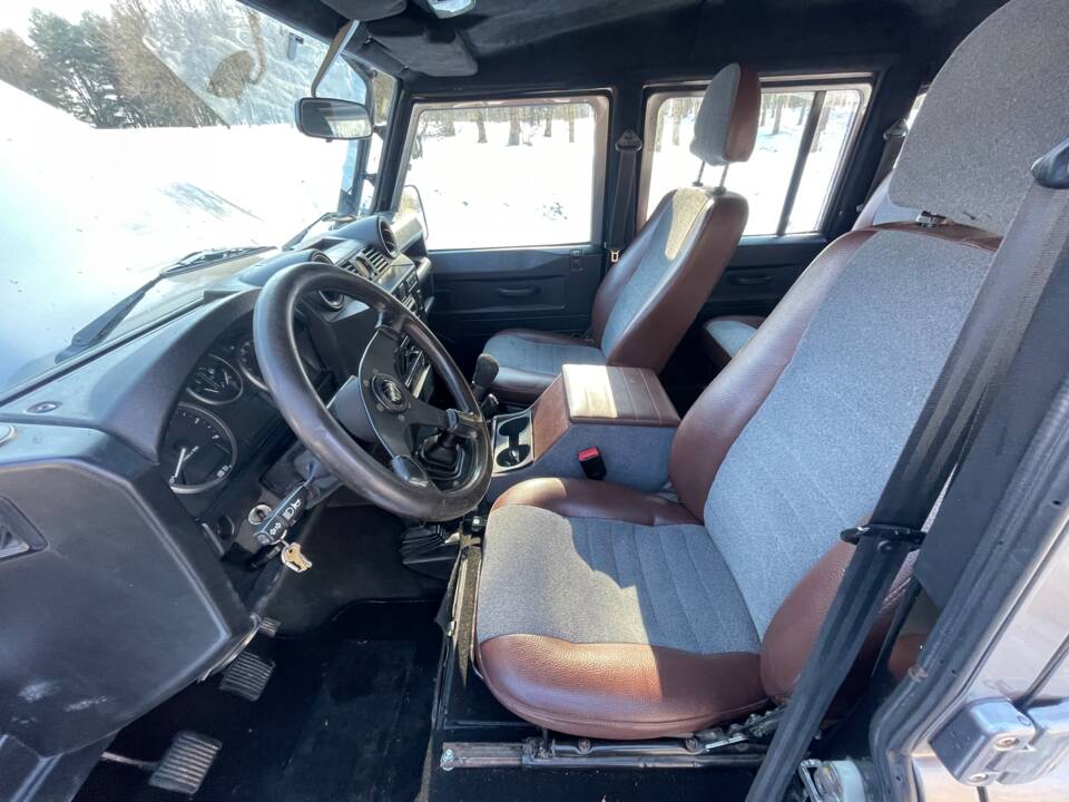 Image 94/98 of Land Rover Defender 130 Double Cab (2008)
