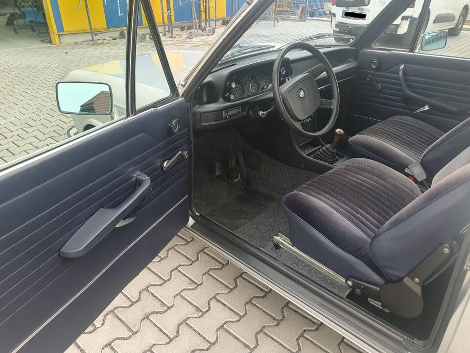 Bild 5/25 von BMW Touring 2000 tii (1973)