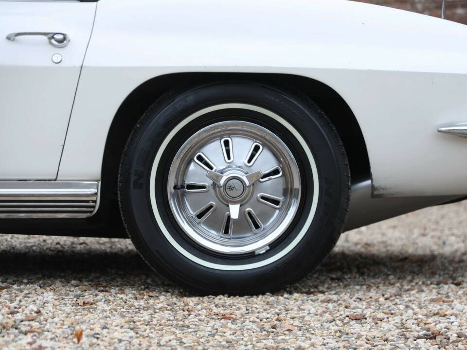 Imagen 27/50 de Chevrolet Corvette Sting Ray Convertible (1964)