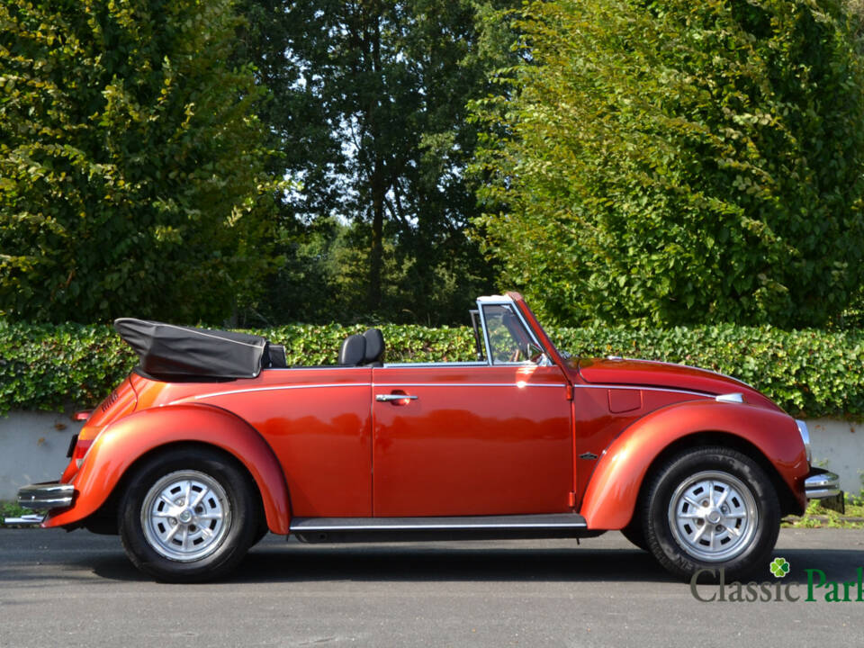 Image 17/43 of Volkswagen Beetle 1302 LS (1972)