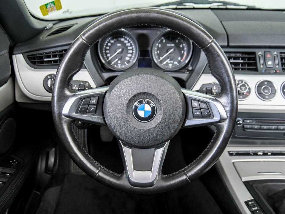 Image 8/50 of BMW Z4 sDrive23i (2009)