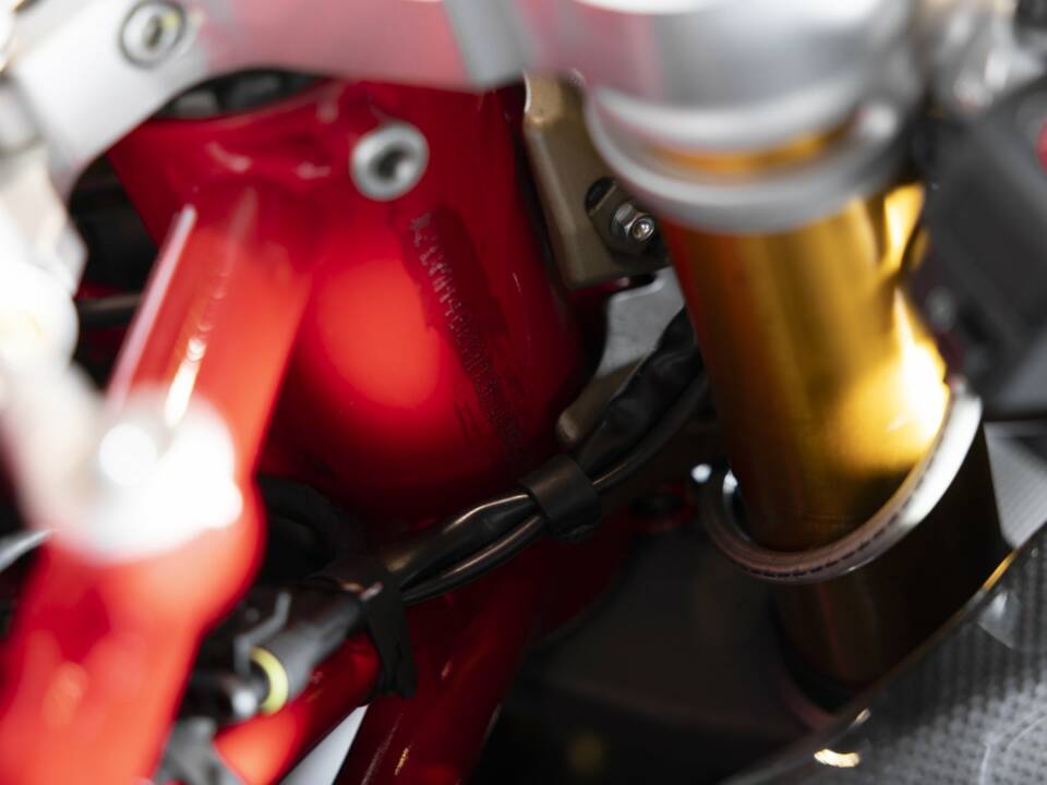 Bild 35/40 von Ducati DUMMY (2004)