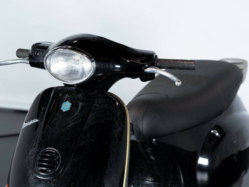Bild 10/22 von Piaggio Vespa ET2 50 (1997)