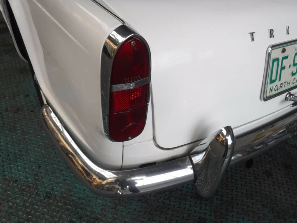 Image 28/50 of Triumph TR 4A (1967)