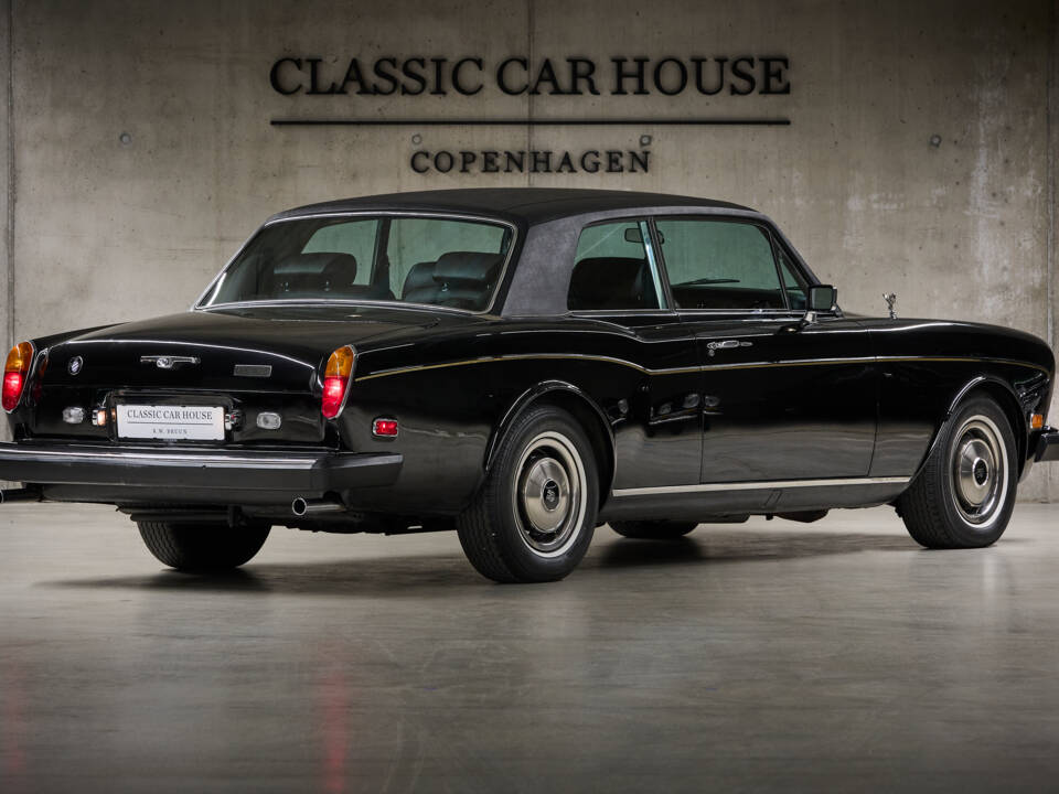Image 10/99 of Rolls-Royce Corniche I (1979)