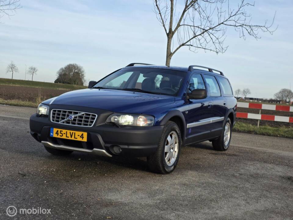Image 14/33 de Volvo V 70 XC 2.4T (2002)