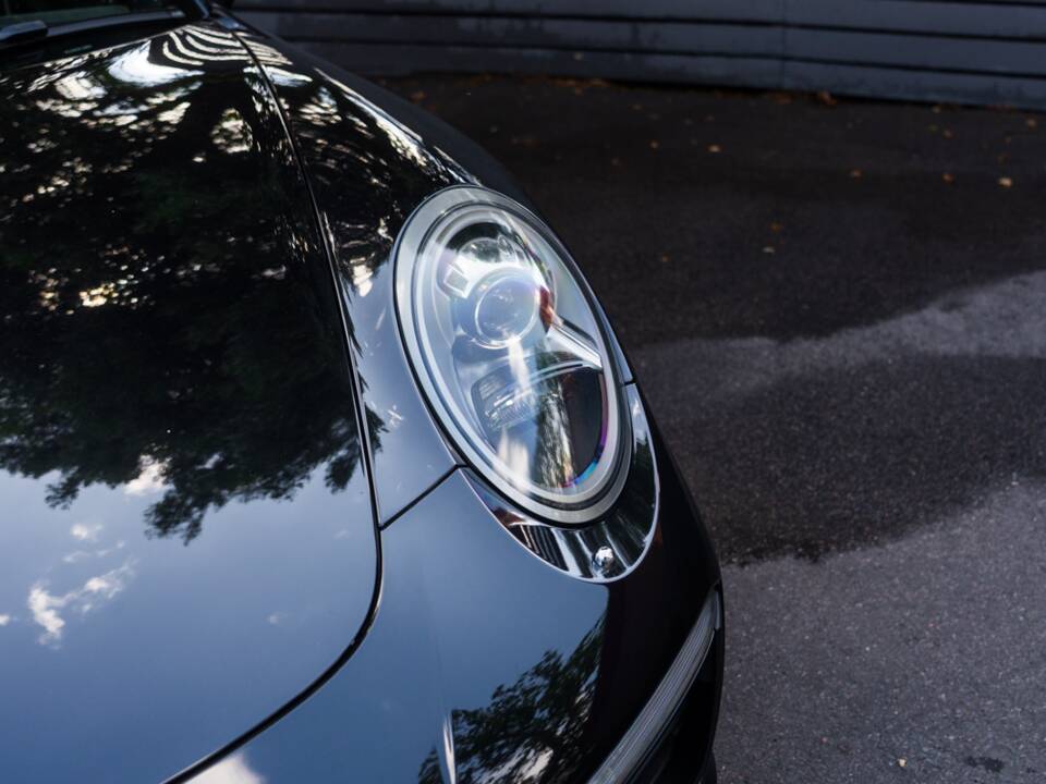 Bild 56/57 von Porsche 911 Carrera (2016)
