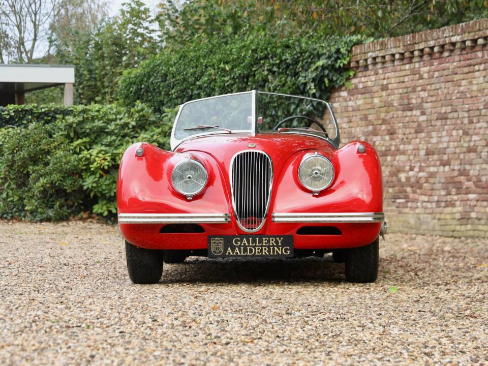 Image 45/50 of Jaguar XK 120 SE OTS (1954)