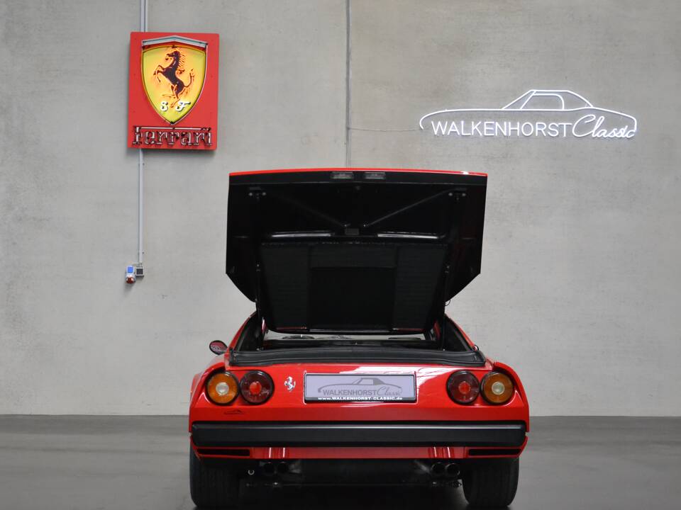 Image 10/48 of Ferrari 308 GTS (1980)