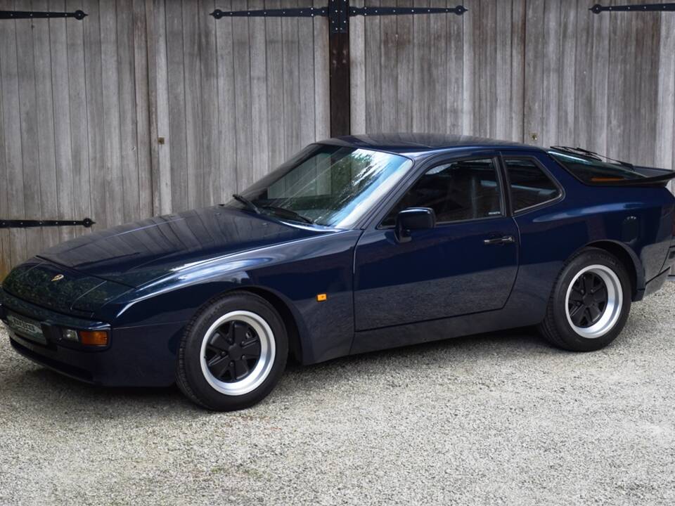 Immagine 1/40 di Porsche 944 (1985)