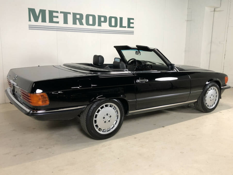 Imagen 16/31 de Mercedes-Benz 560 SL (1986)