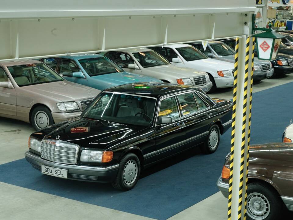 Bild 5/50 von Mercedes-Benz 300 SEL (1991)
