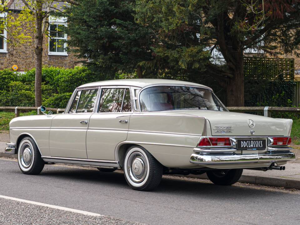 Bild 4/33 von Mercedes-Benz 300 SE (1965)