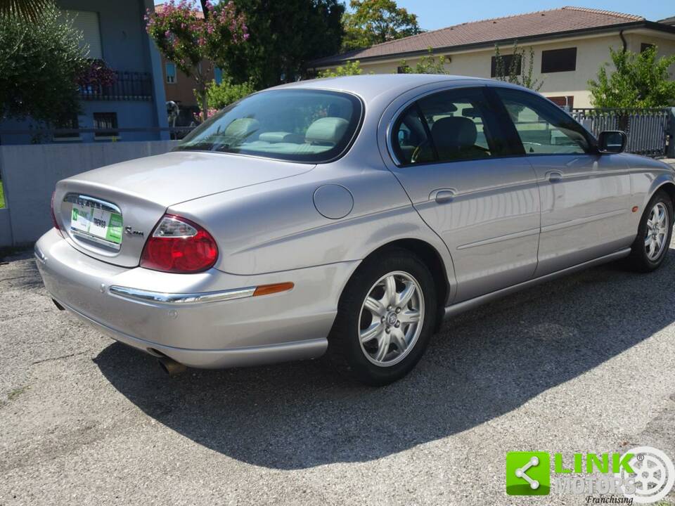 Imagen 5/39 de Jaguar S-Type 3.0 V6 (2000)