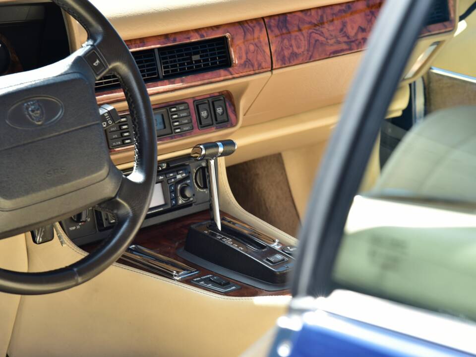 Bild 7/17 von Jaguar XJS 6.0 (1994)