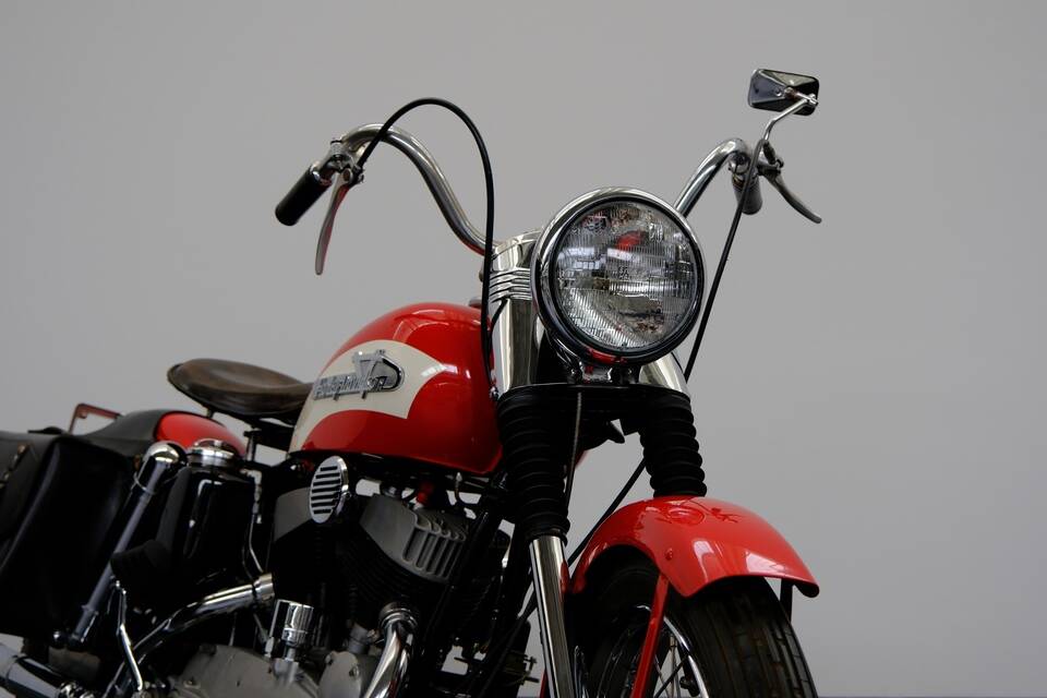 Immagine 16/72 di Harley-Davidson Model KH (1956)