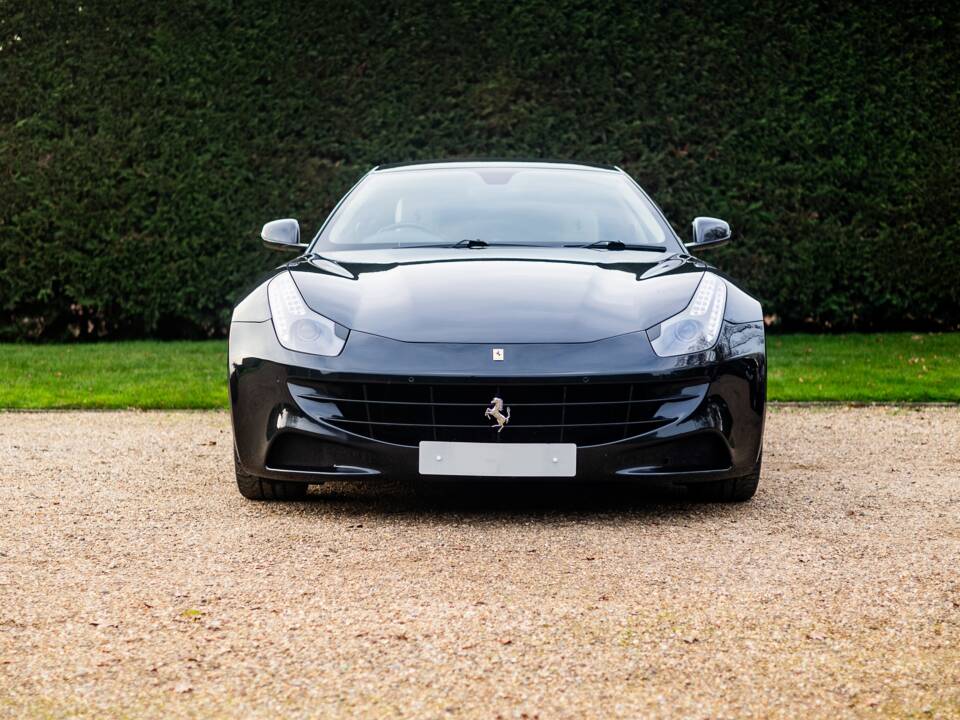 Bild 20/50 von Ferrari FF (2012)