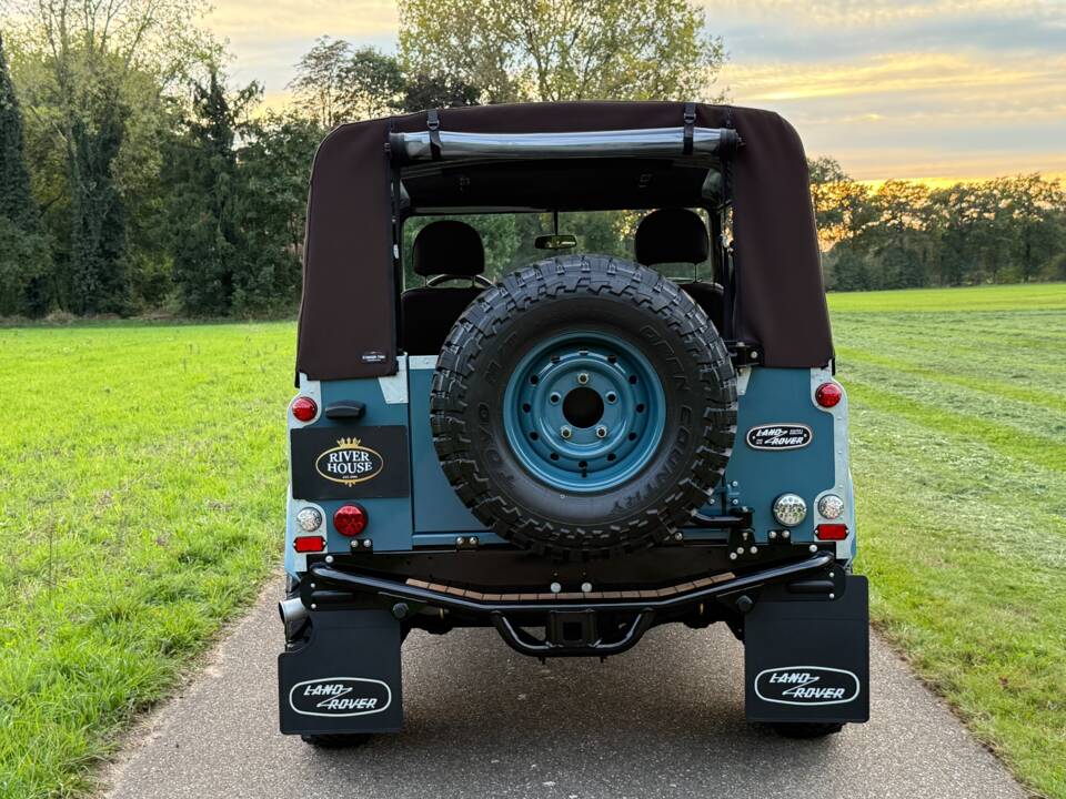 Image 5/33 de Land Rover Defender 90 (1997)
