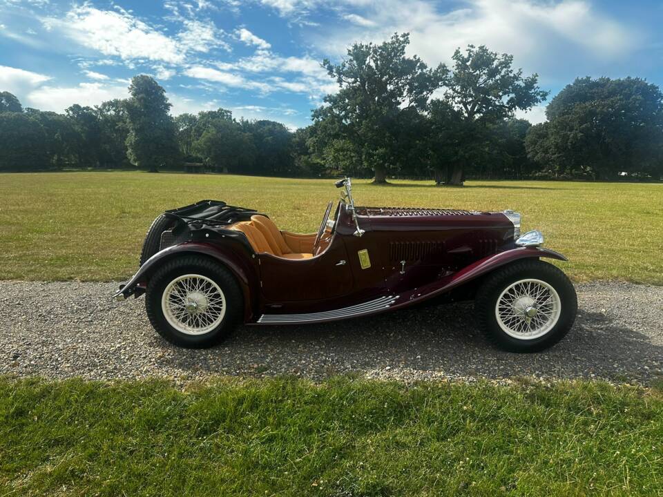 Image 2/58 of Lea-Francis 14 Sport (1950)