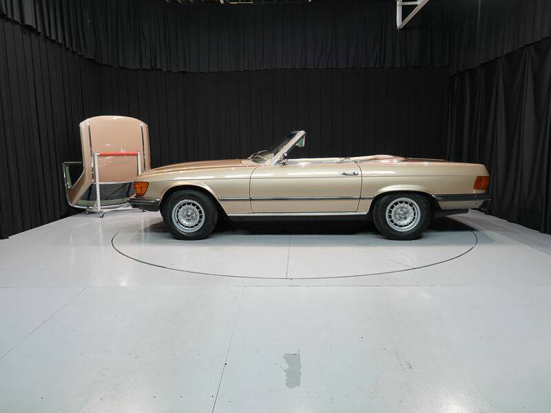 Image 6/15 of Mercedes-Benz 350 SL (1972)