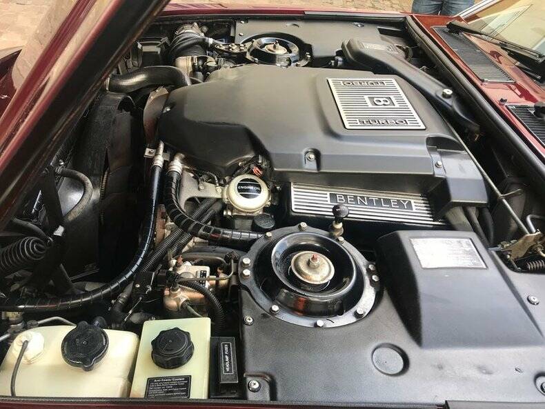 Imagen 25/26 de Bentley Brooklands R Mulliner (1998)