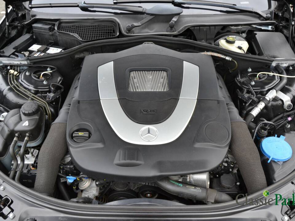 Bild 14/50 von Mercedes-Benz S 500 (2006)