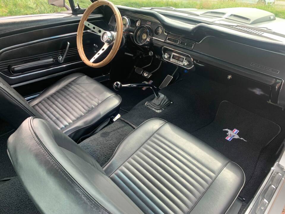 Image 4/6 de Ford Mustang Custom (1967)