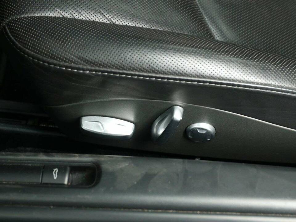 Immagine 13/30 di Porsche 911 Turbo (2009)