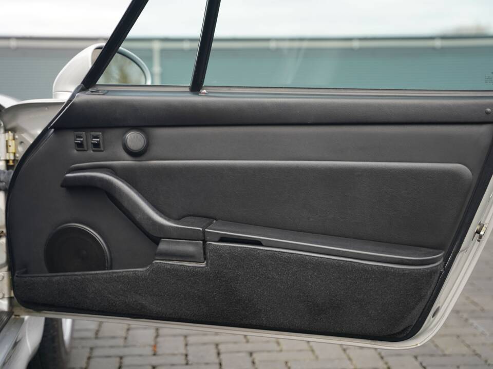 Bild 14/50 von Porsche 911 Carrera S (1996)