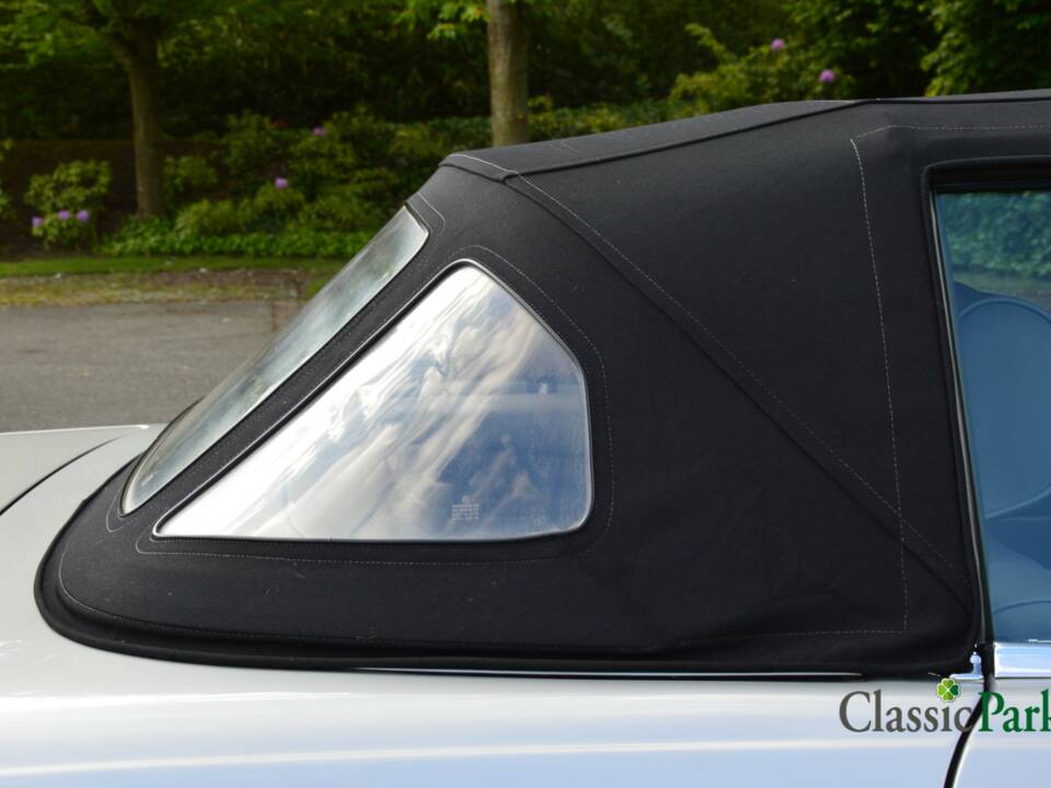 Image 26/50 de Mercedes-Benz 500 SL (1985)