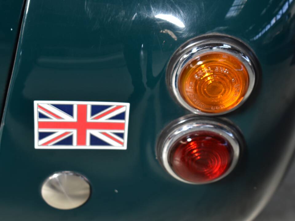 Image 26/39 of Hawk Cobra 289 (1968)