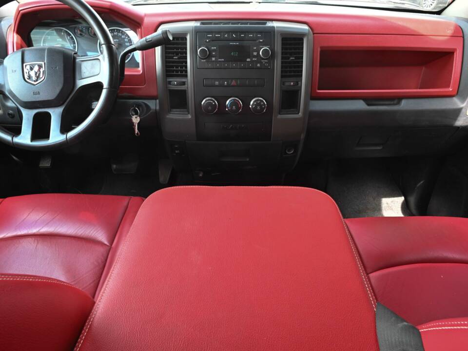 Imagen 38/50 de Dodge Ram 1500 (2011)