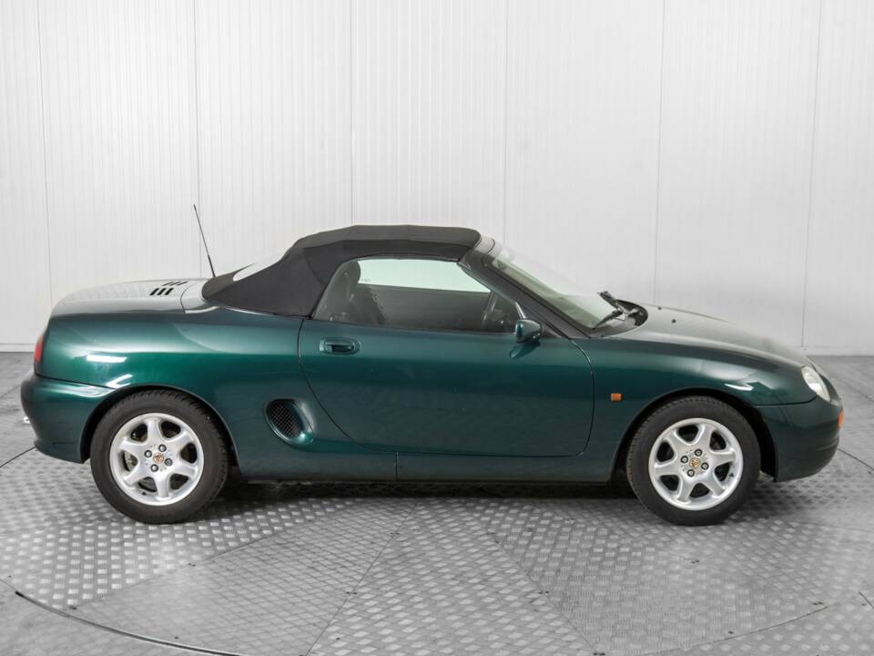 Imagen 47/50 de MG F 1.8i (1996)